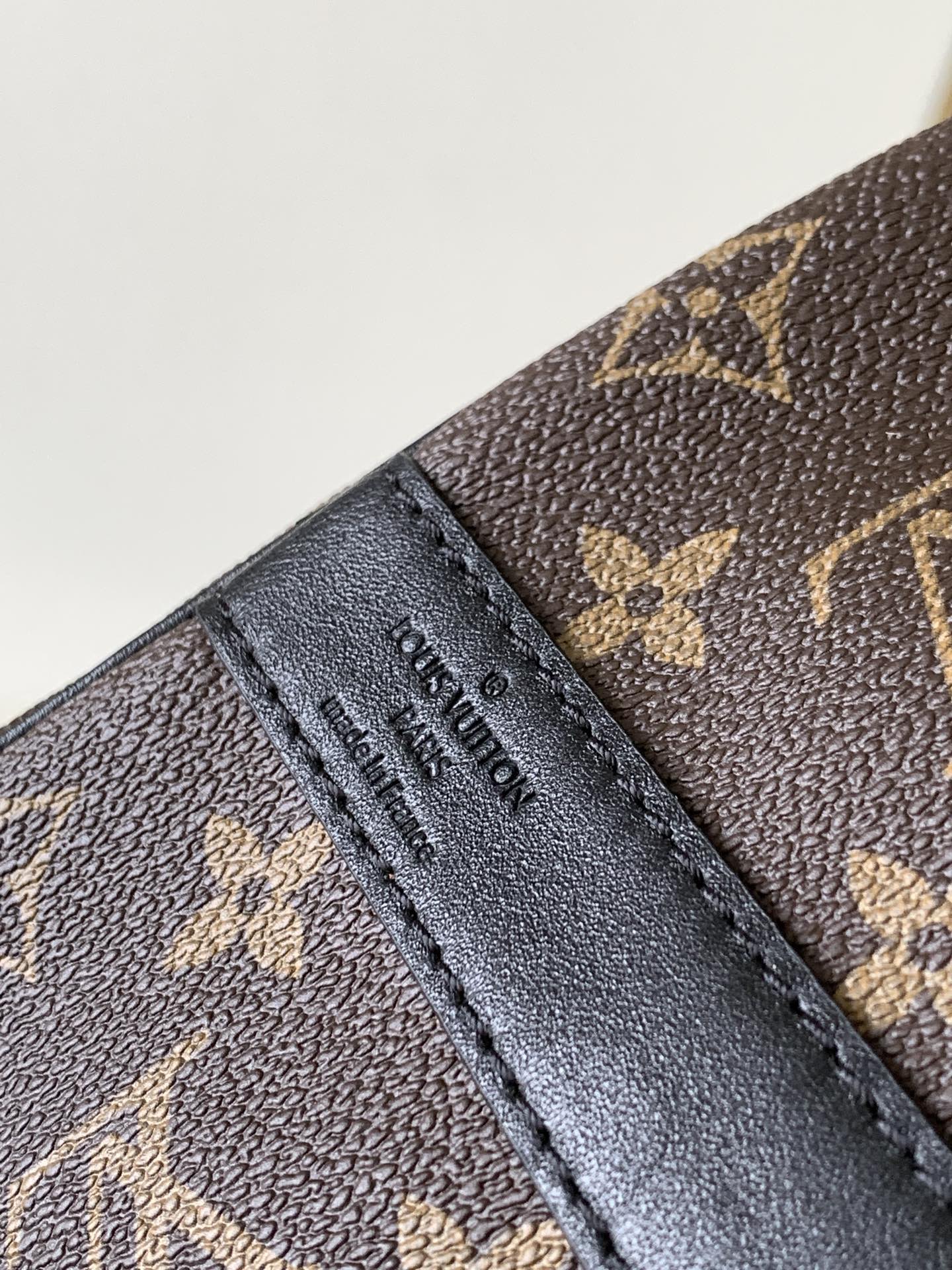 LV Luggage Bag(AAA)-047