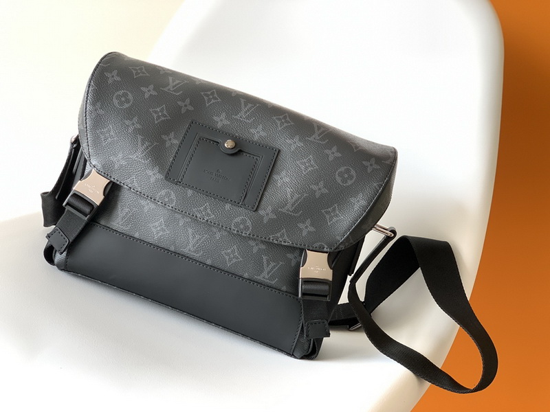 LV Handbags AAA(Men)-285
