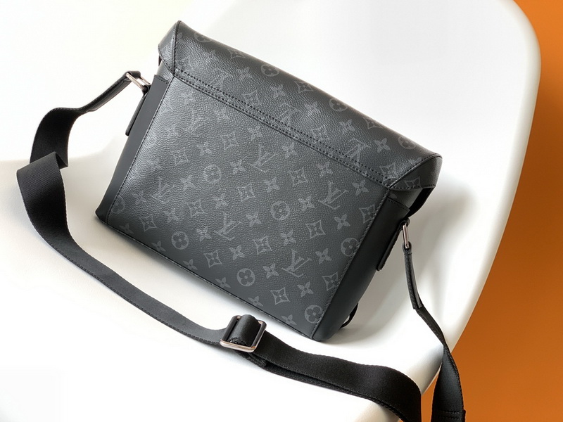 LV Handbags AAA(Men)-285