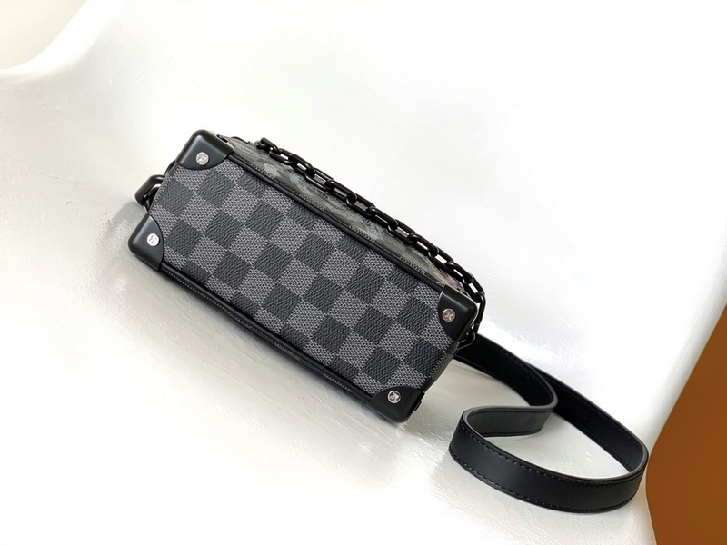 LV Handbags AAA(Men)-302