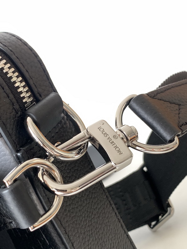 LV Handbags AAA(Men)-305