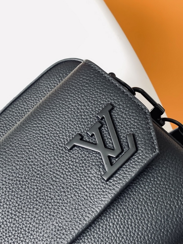LV Handbags AAA(Men)-312