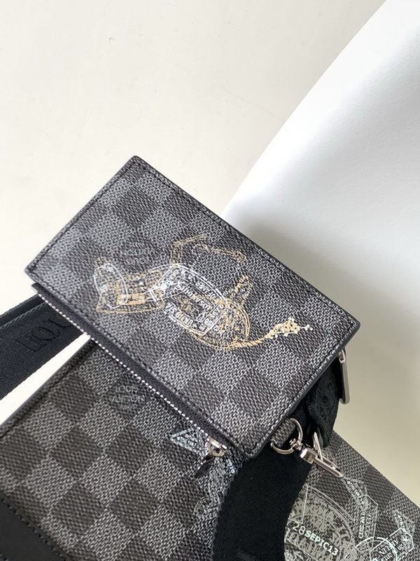 LV Handbags AAA(Men)-315