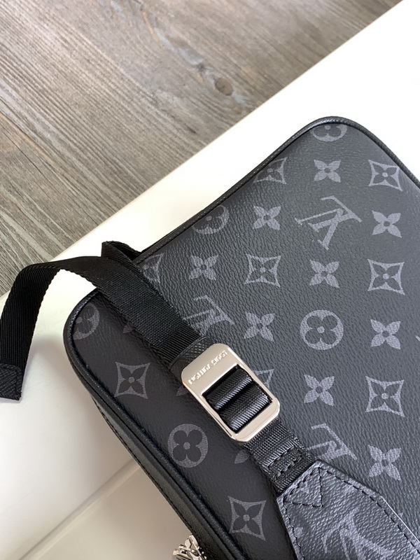 LV Handbags AAA(Men)-321