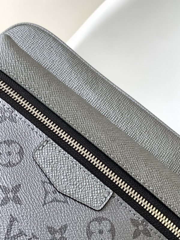 LV Handbags AAA(Men)-322