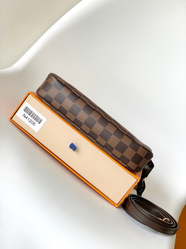 LV Small bags(AAA)-021