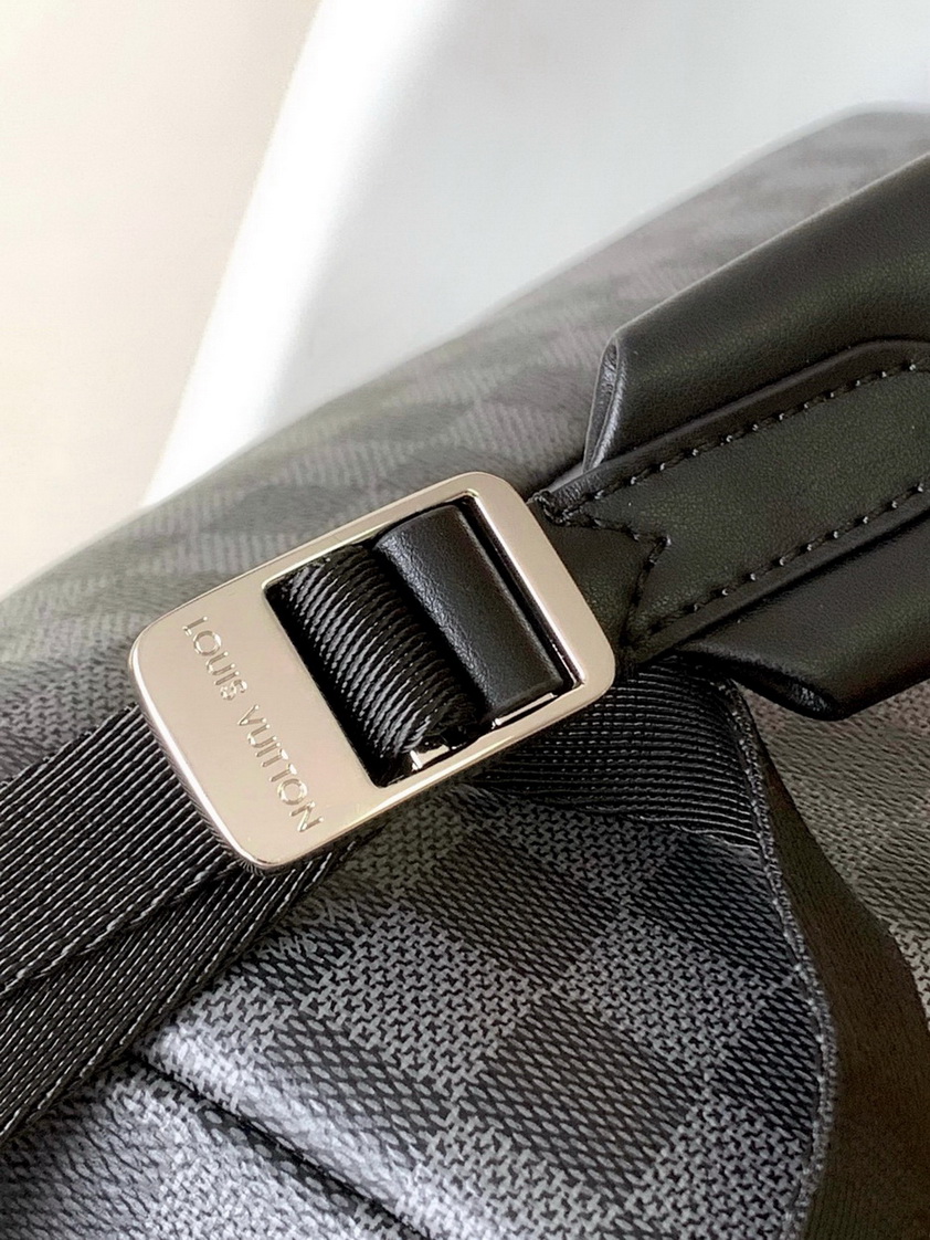 LV Backpack(AAA)-158