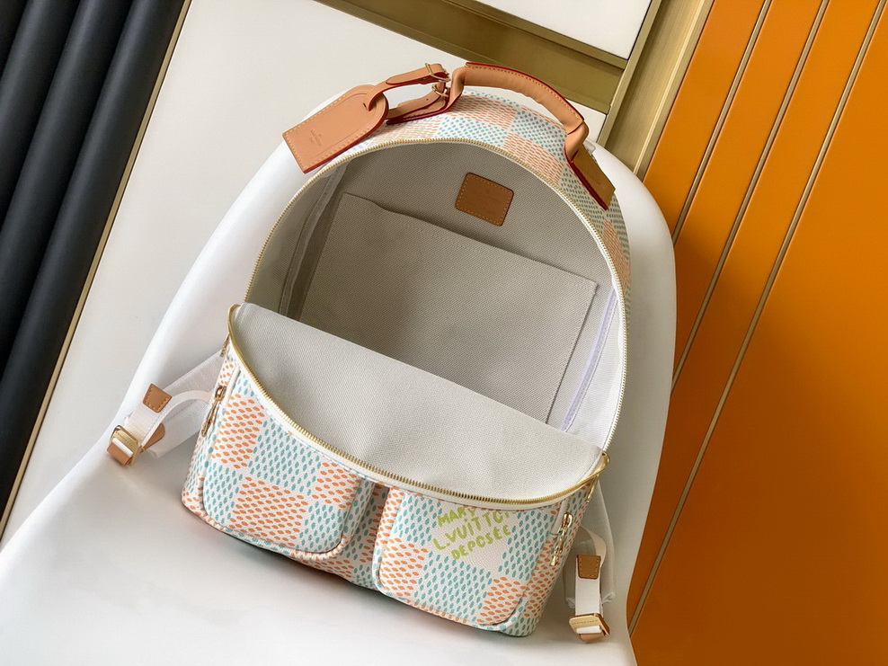 LV Backpack(AAA)-184