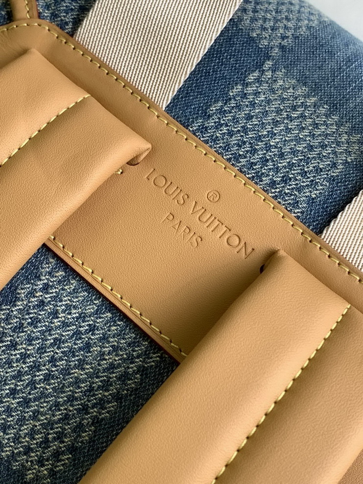 LV Backpack(AAA)-188