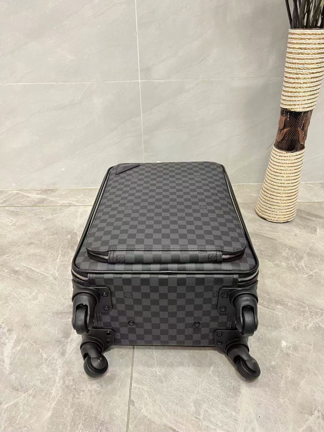 LV Suitcase(AAA)-006
