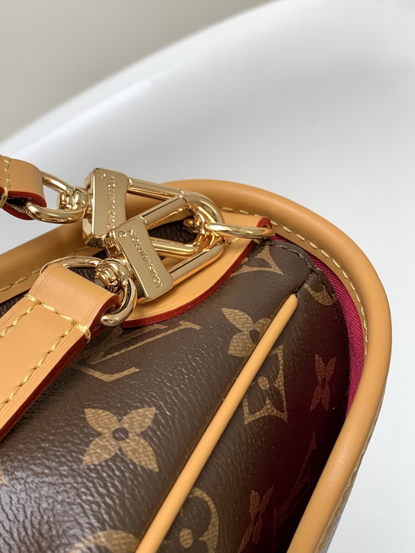 LV Bag-NFC(AAA)-045