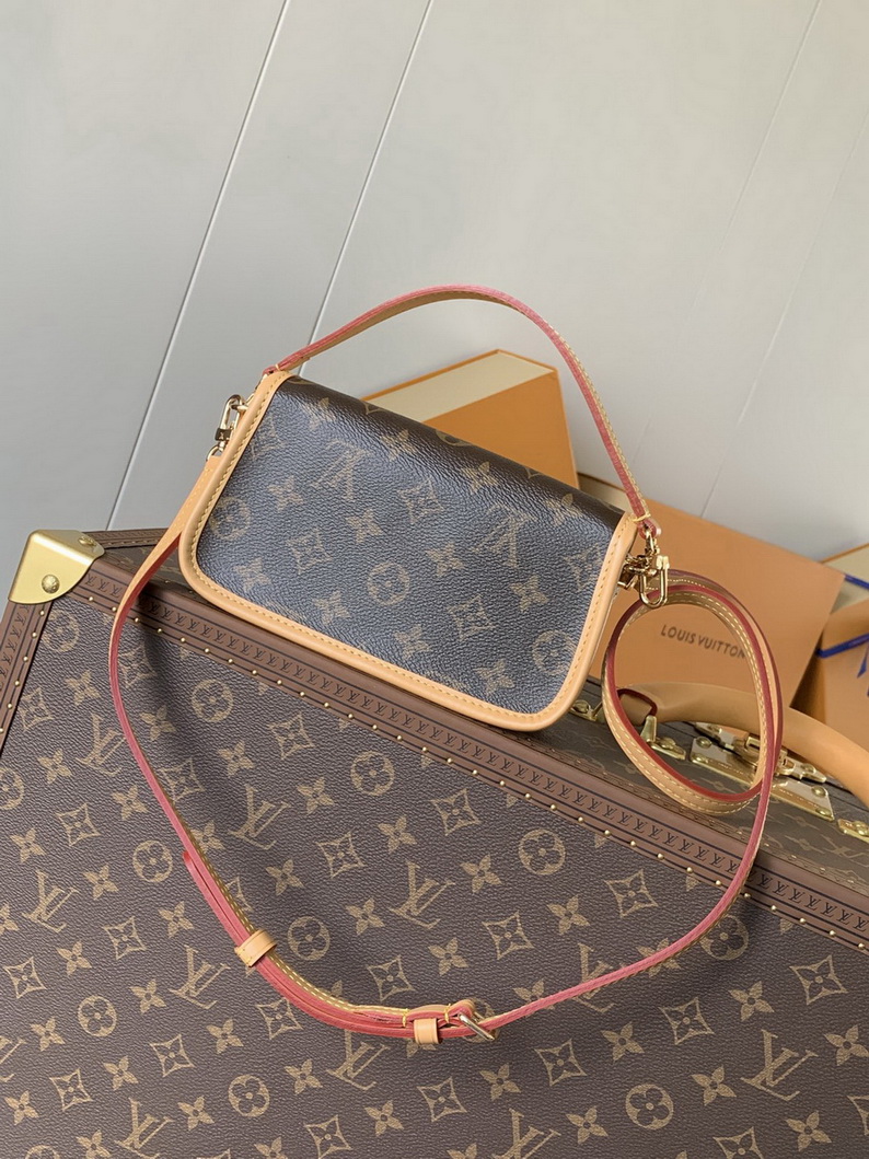 LV Bag-NFC(AAA)-071