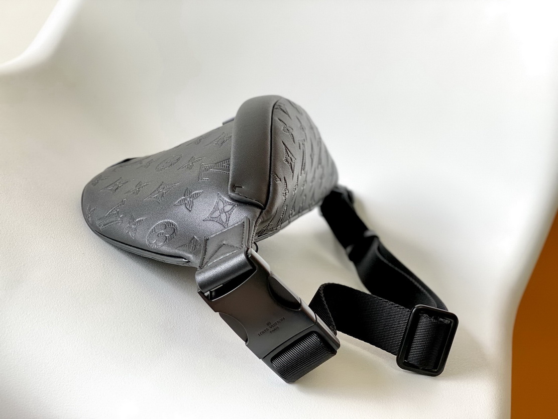 LV Bag-NFC(AAA)-072