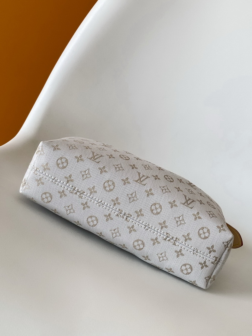 LV Bag-NFC(AAA)-073