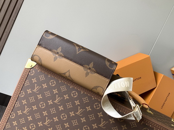 LV Bag-NFC(AAA)-093