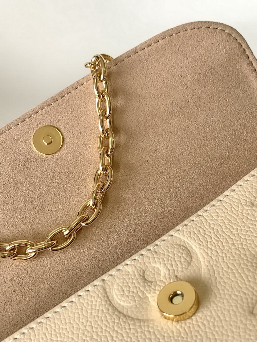 LV Bag-NFC(AAA)-121