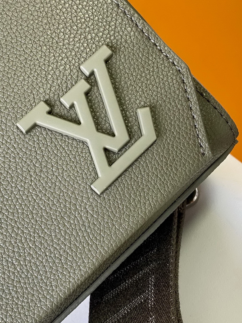 LV Bag-NFC(AAA)-130