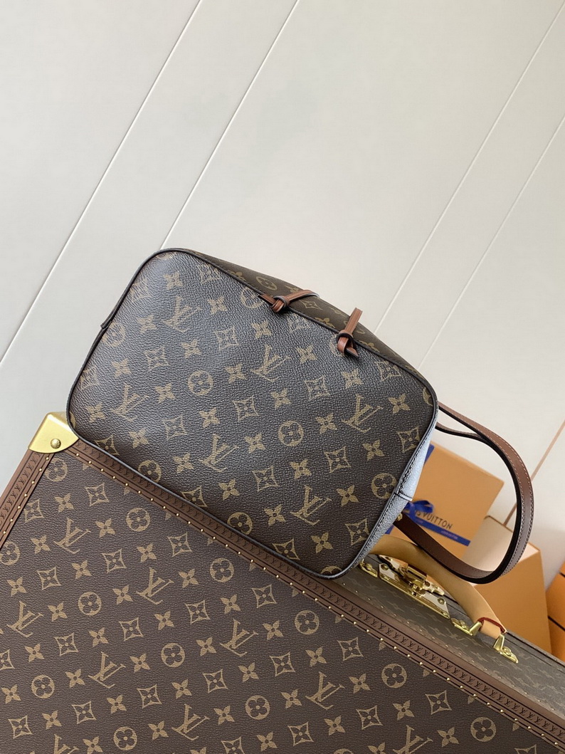 LV Bag-NFC(AAA)-134