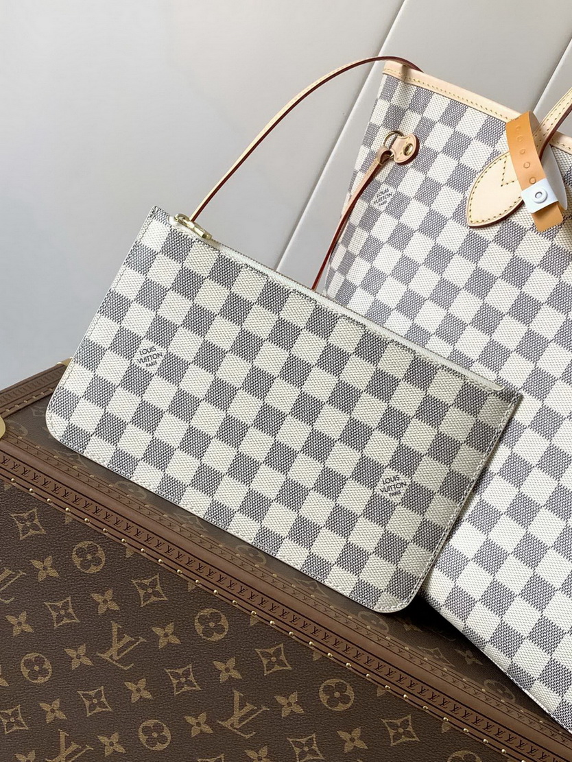 LV Bag-NFC(AAA)-153