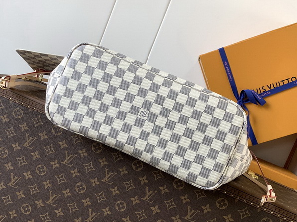 LV Bag-NFC(AAA)-153