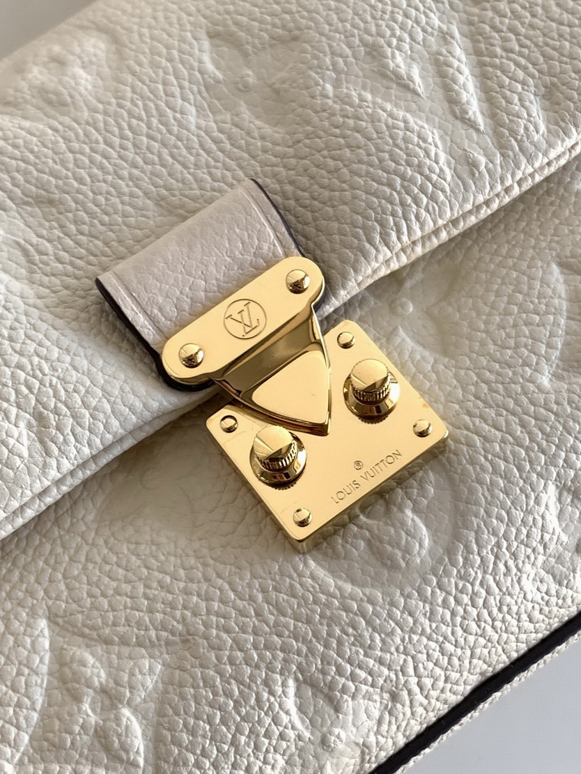 LV Bag-NFC(AAA)-228