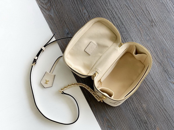LV Bag-NFC(AAA)-236