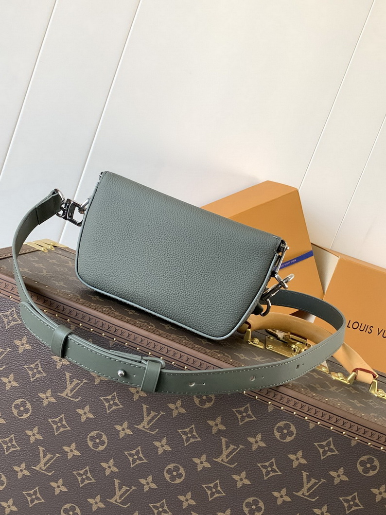 LV Bag-NFC(AAA)-252