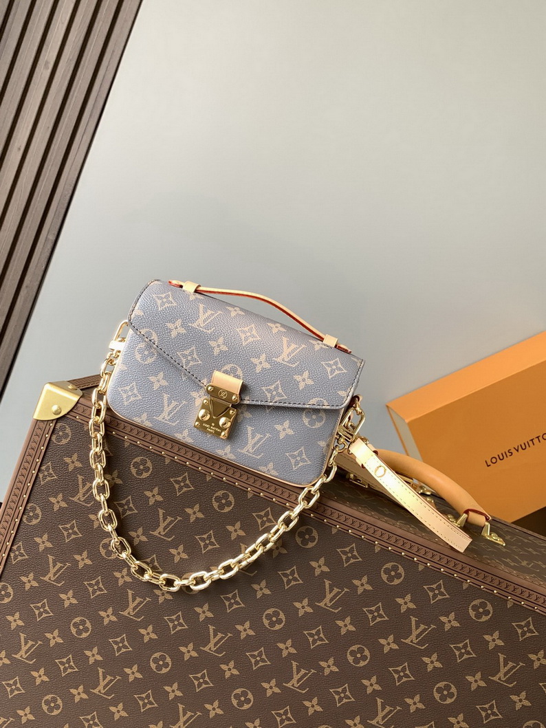 LV Bag-NFC(AAA)-326