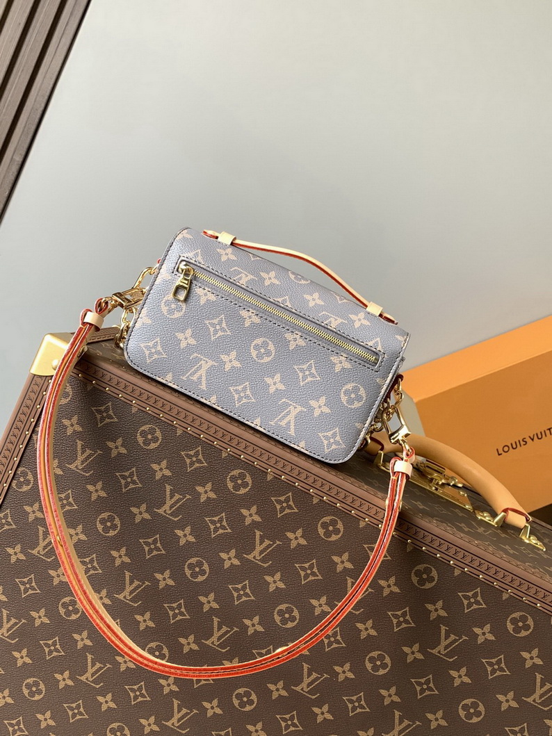 LV Bag-NFC(AAA)-326