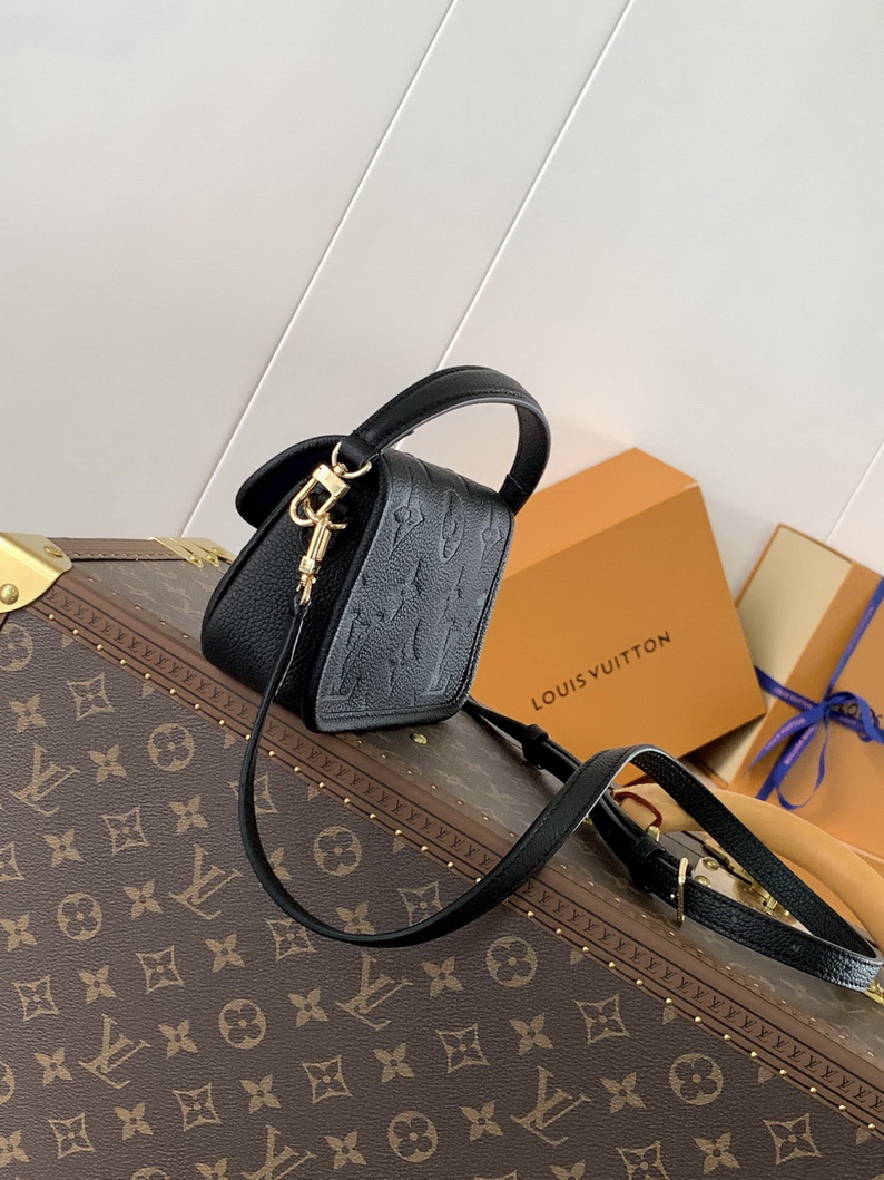 LV Bag-NFC(AAA)-330