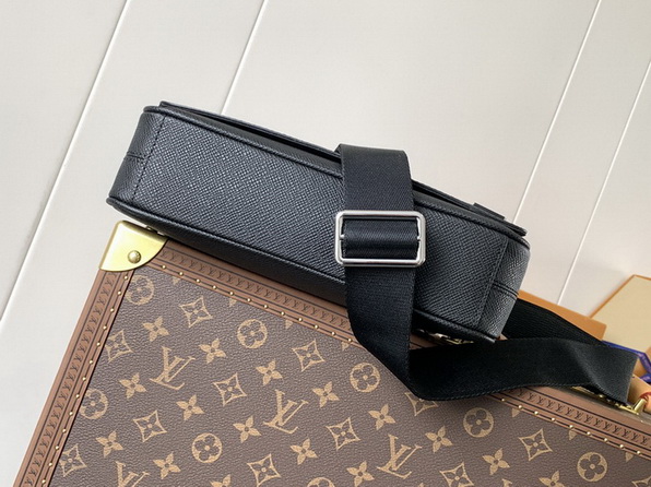 LV Bag-NFC(AAA)-363