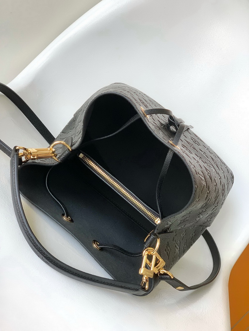 LV Bag-NFC(AAA)-370