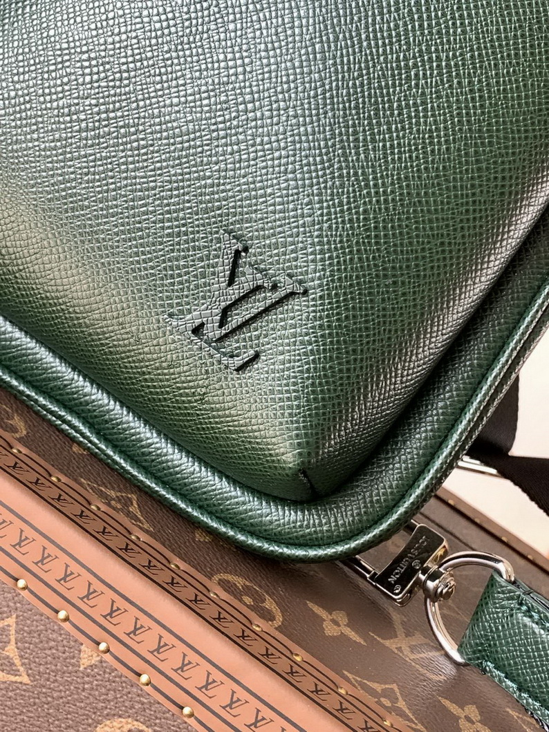 LV Bag-NFC(AAA)-373