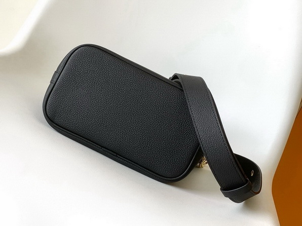 LV Bag-NFC(AAA)-379