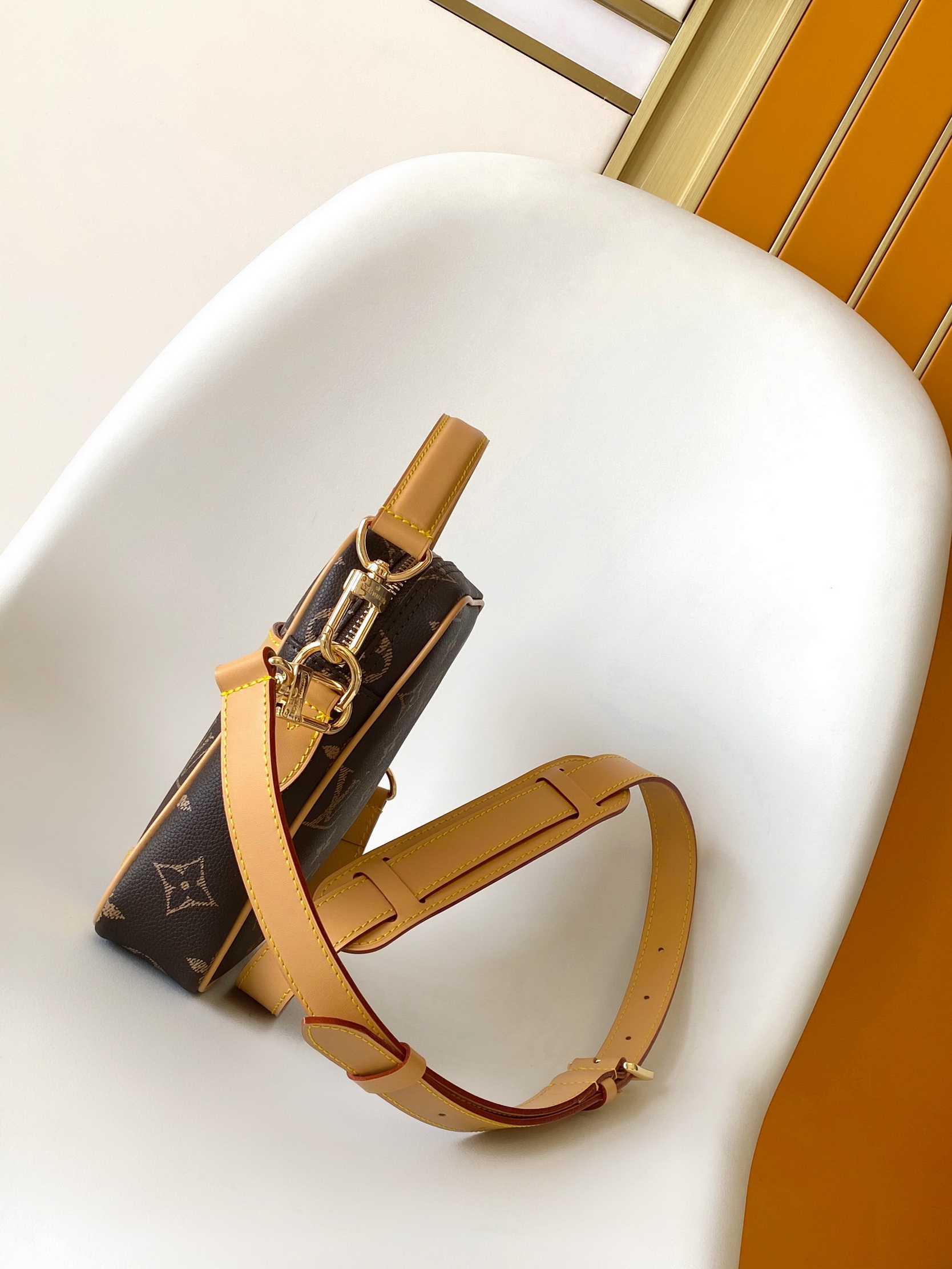 LV Bag-NFC(AAA)-422