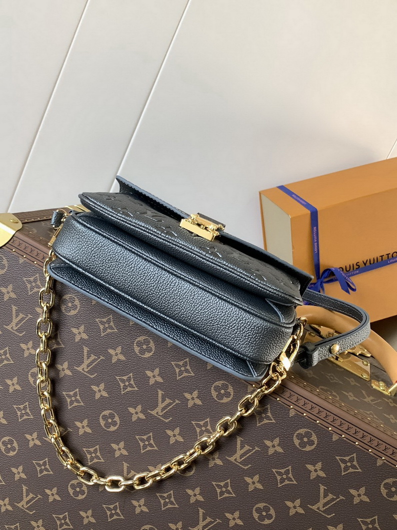 LV Bag-NFC(AAA)-423