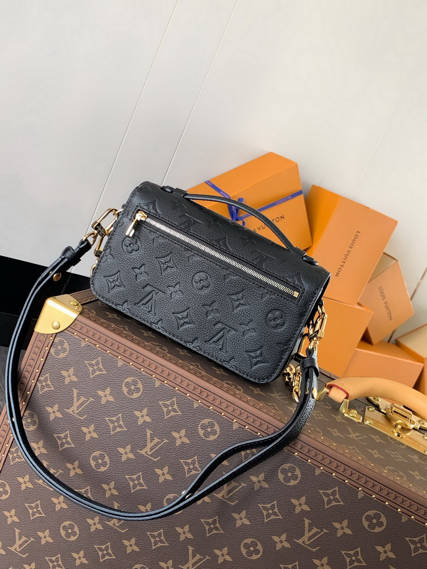LV Bag-NFC(AAA)-448