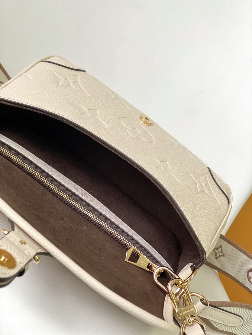 LV Bag-NFC(AAA)-469