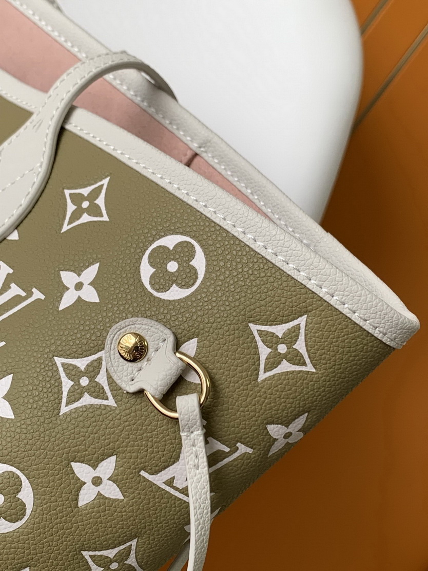 LV Bag-NFC(AAA)-522