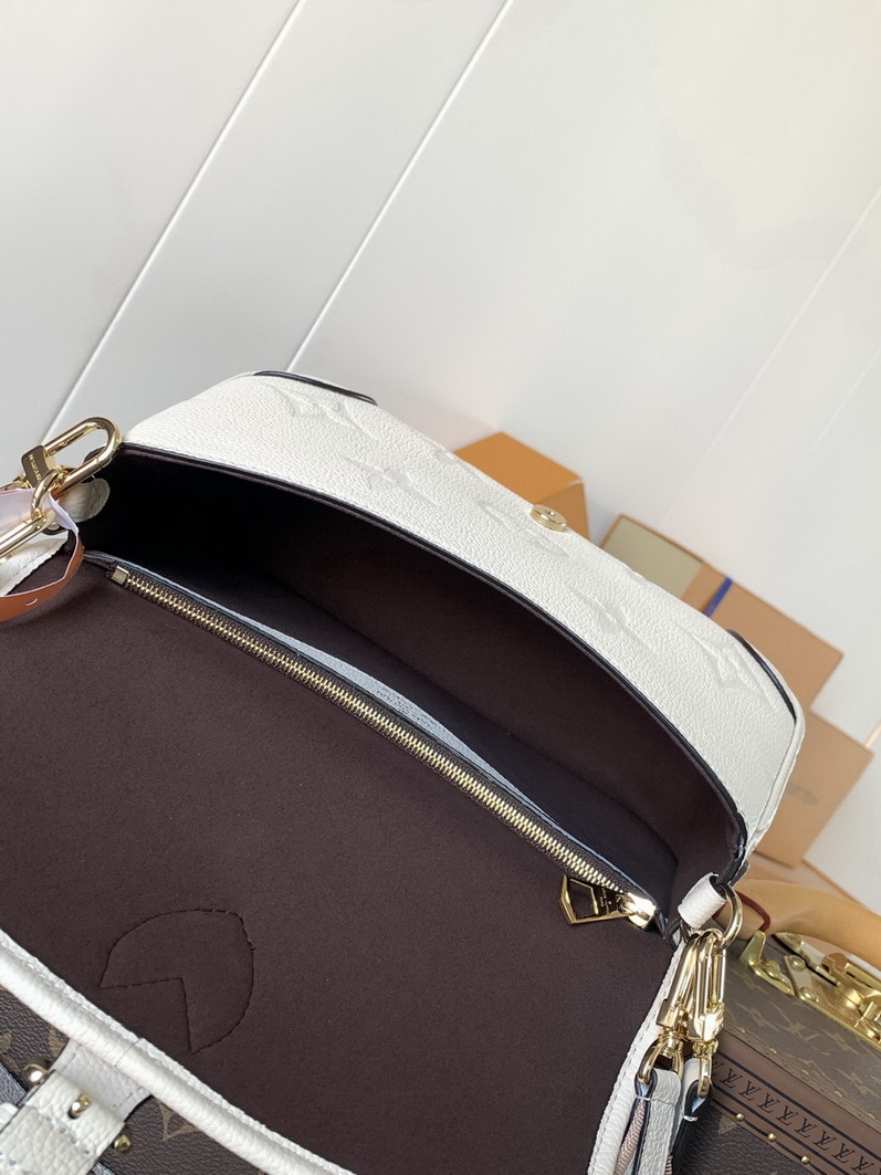 LV Bag-NFC(AAA)-535