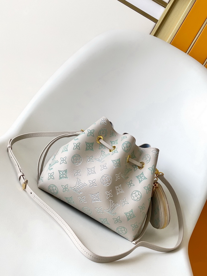 LV Bag-NFC(AAA)-542