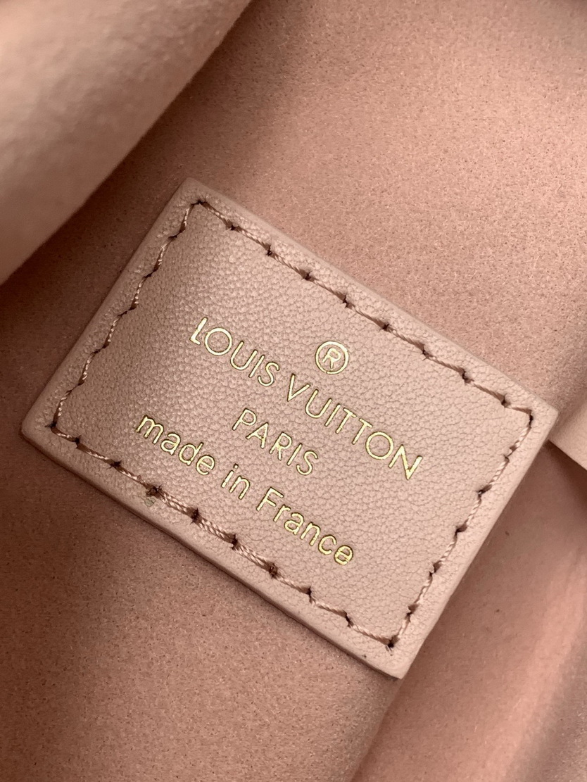 LV Bag-NFC(AAA)-547