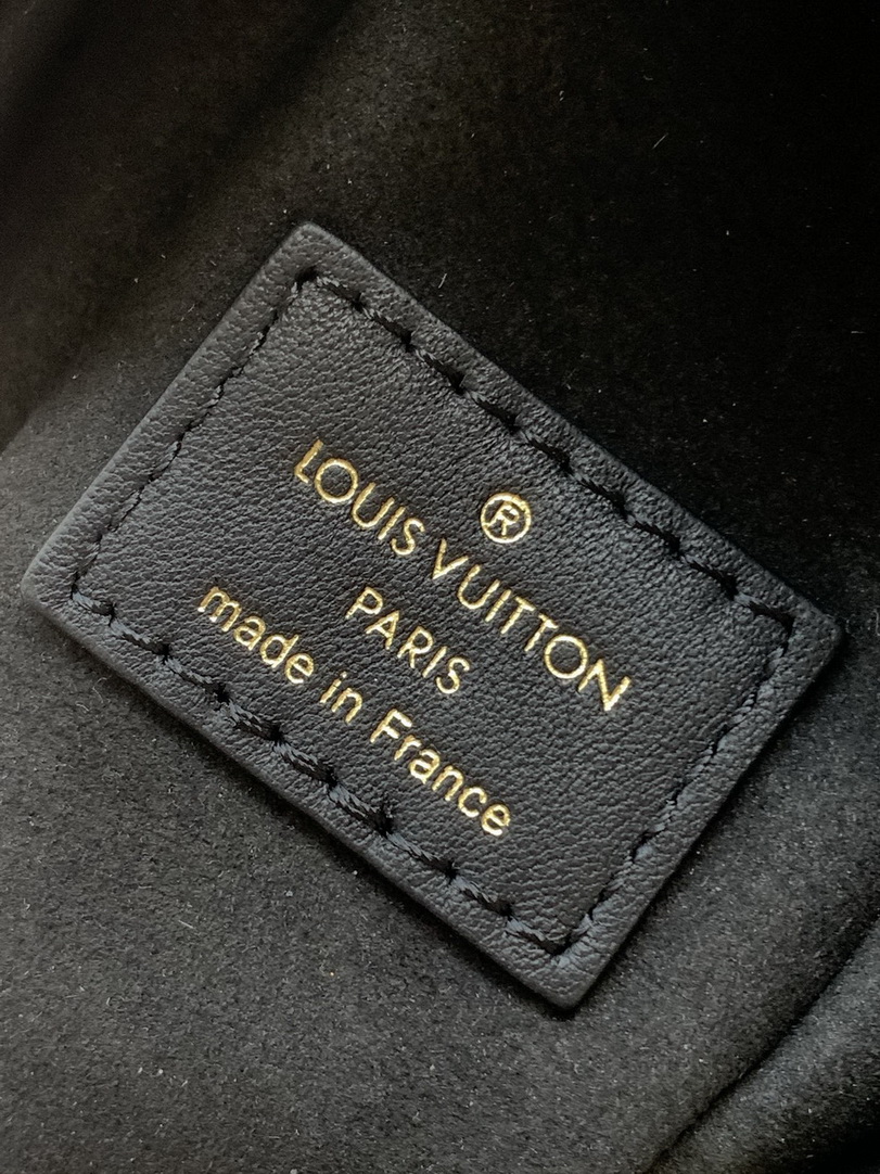 LV Bag-NFC(AAA)-550