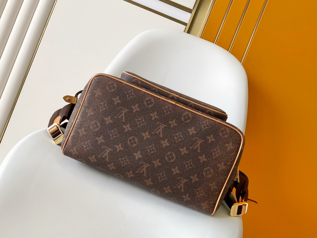 LV Bag-NFC(AAA)-553