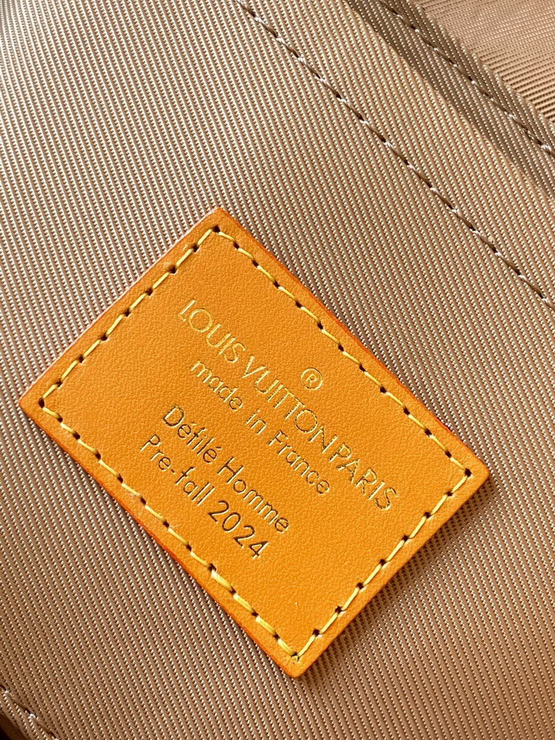 LV Bag-NFC(AAA)-555