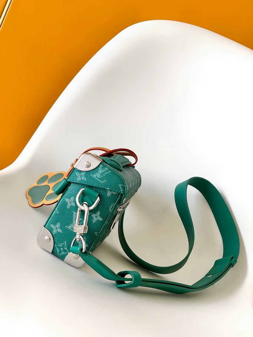 LV Bag-NFC(AAA)-556