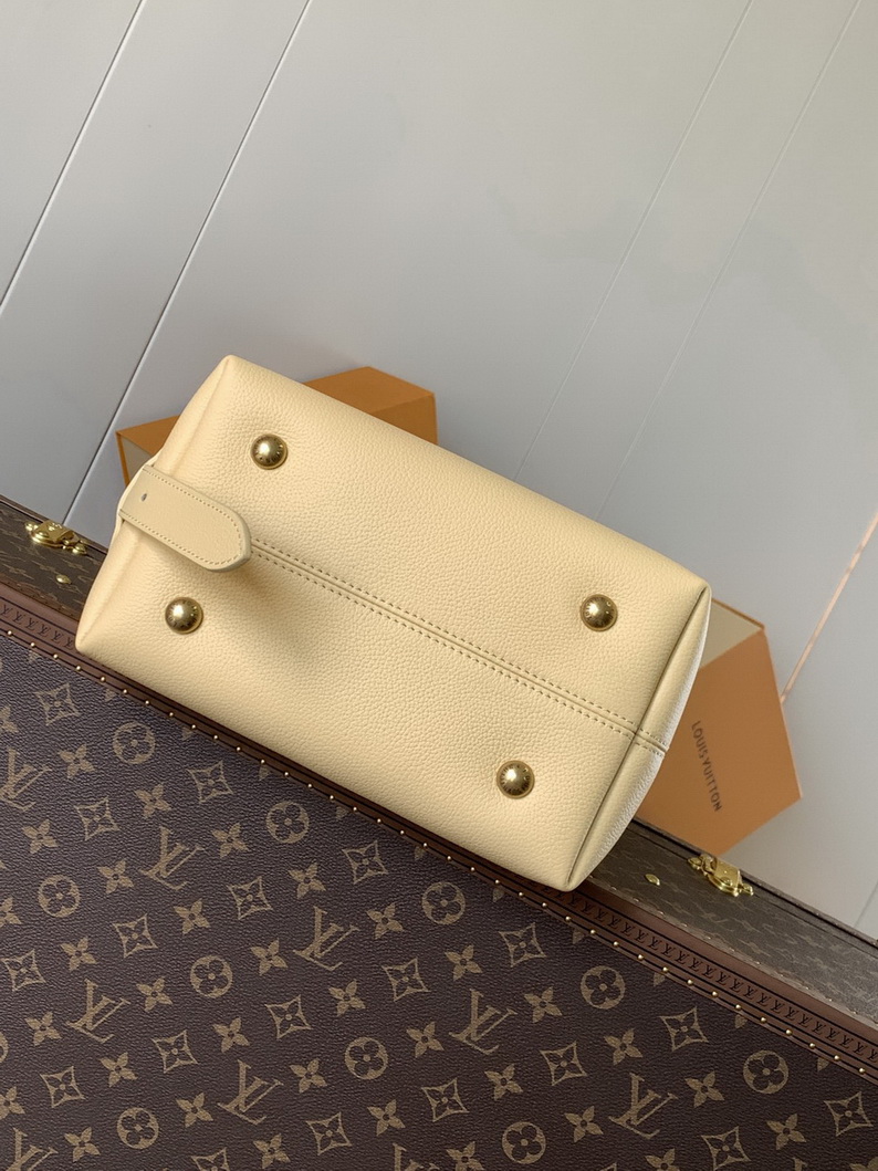 LV Bag-NFC(AAA)-571