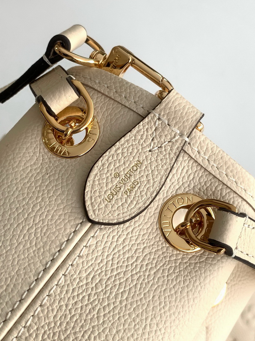 LV Bag-NFC(AAA)-585