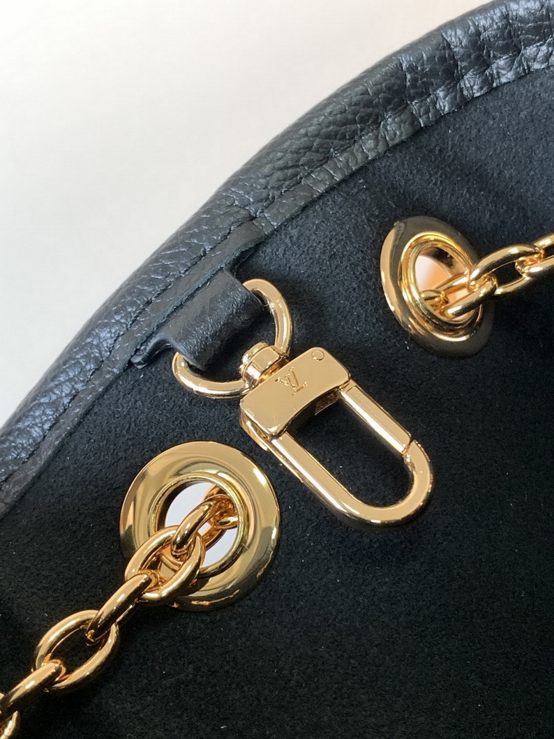 LV Bag-NFC(AAA)-586