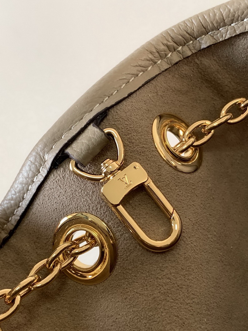 LV Bag-NFC(AAA)-588